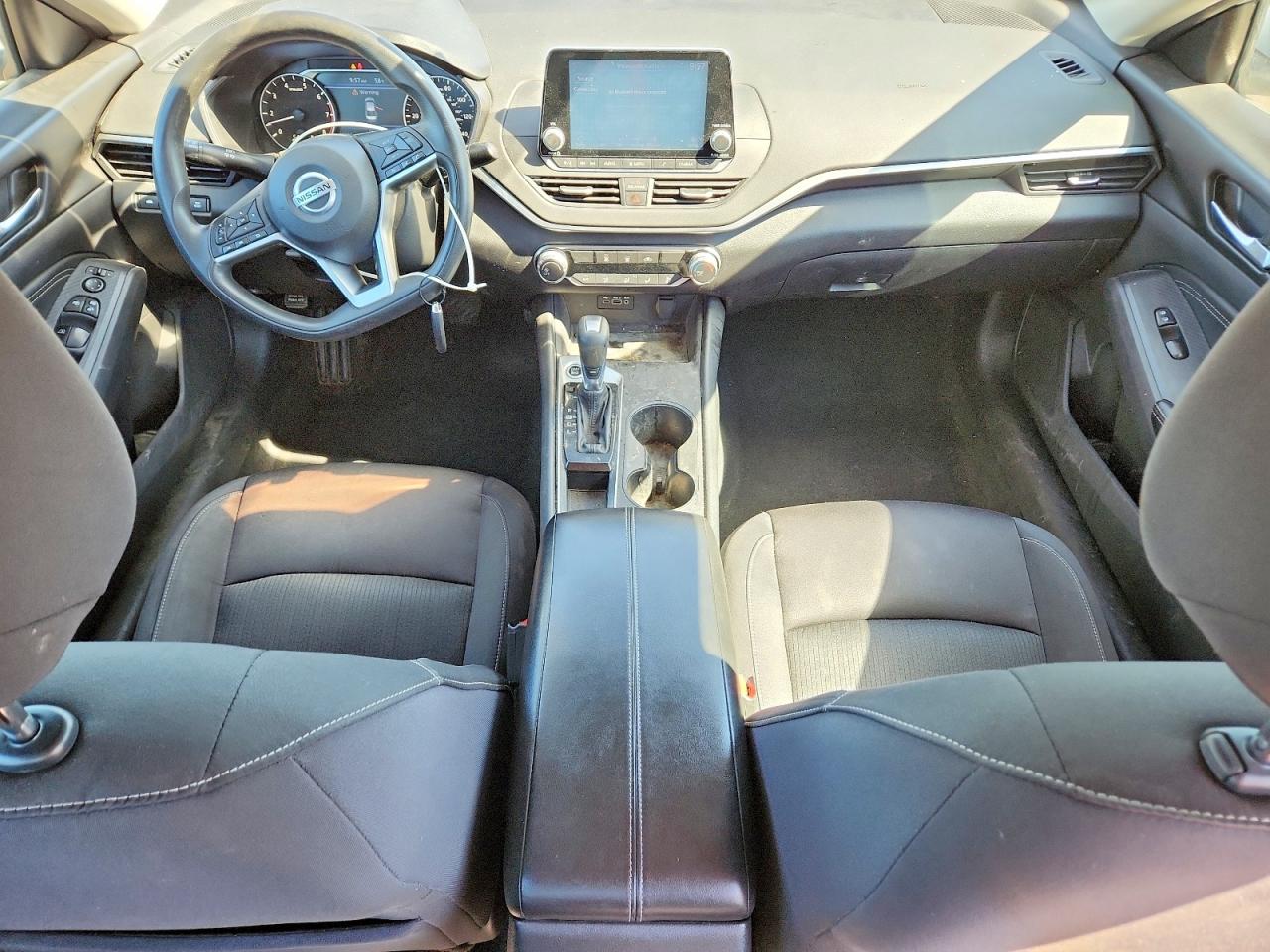 Nissan Altima S