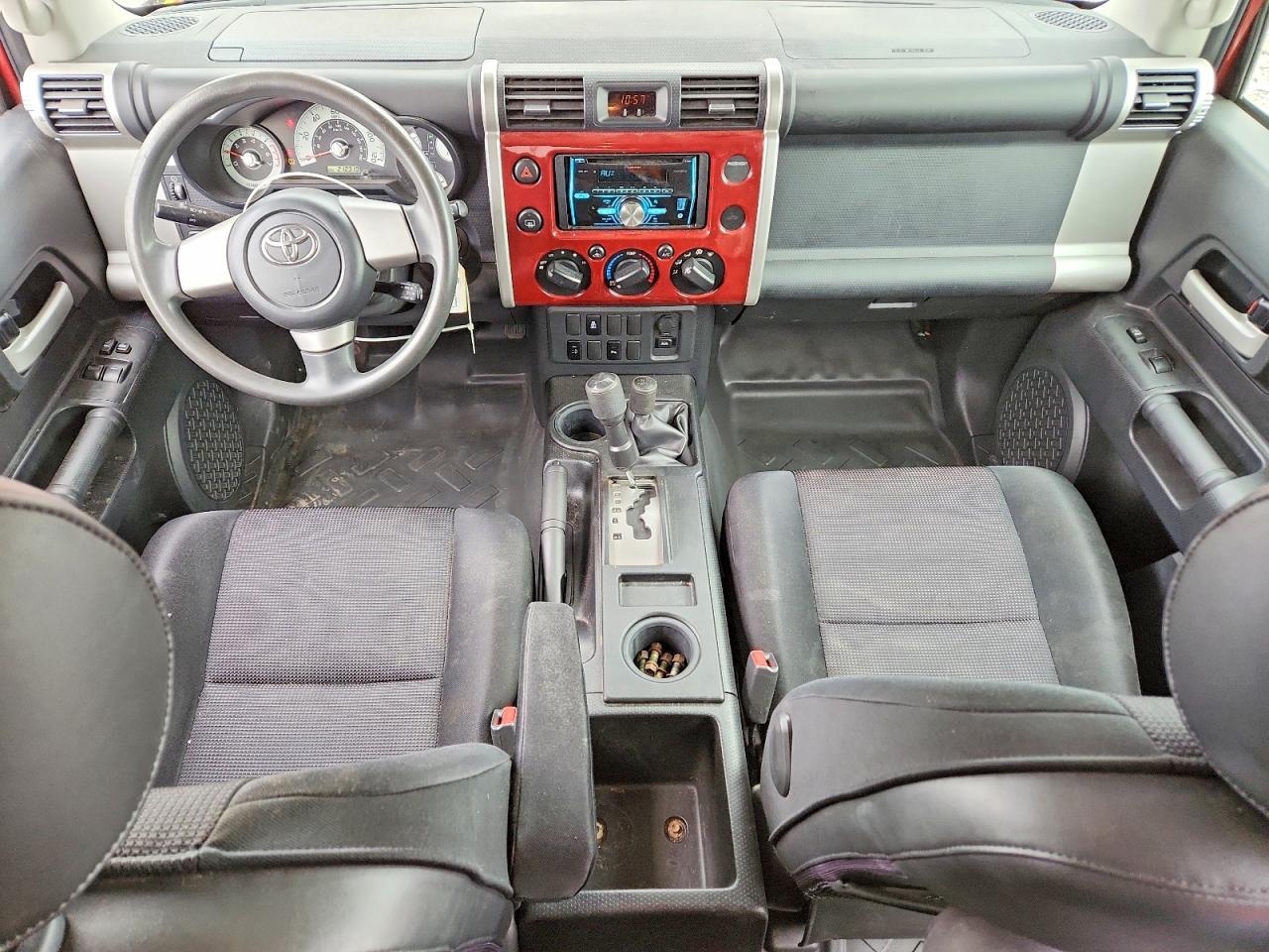 Toyota FJ Cruiser Base