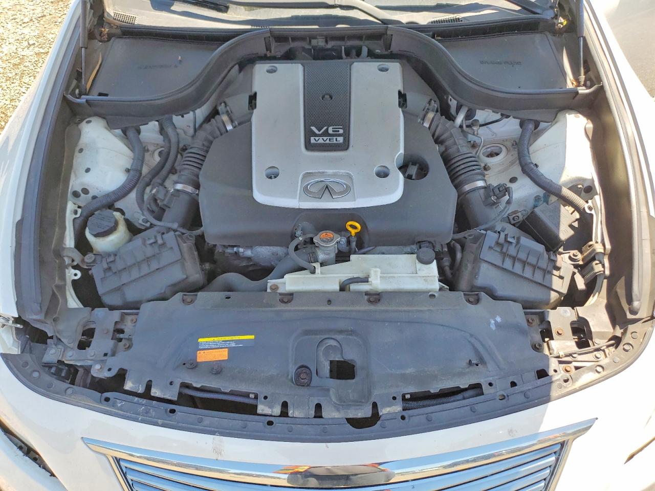 INFINITI G37 X