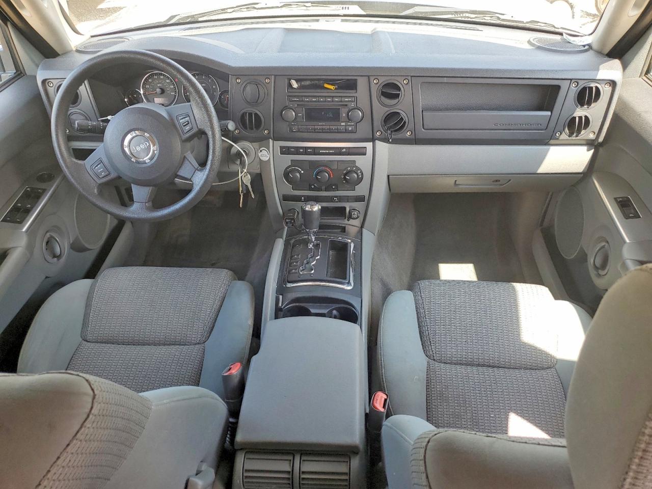 Jeep Commander