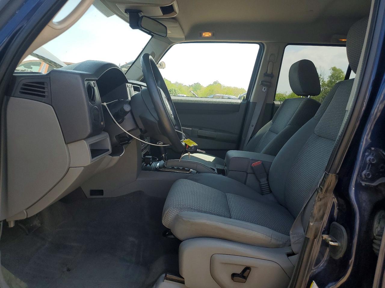 Jeep Commander