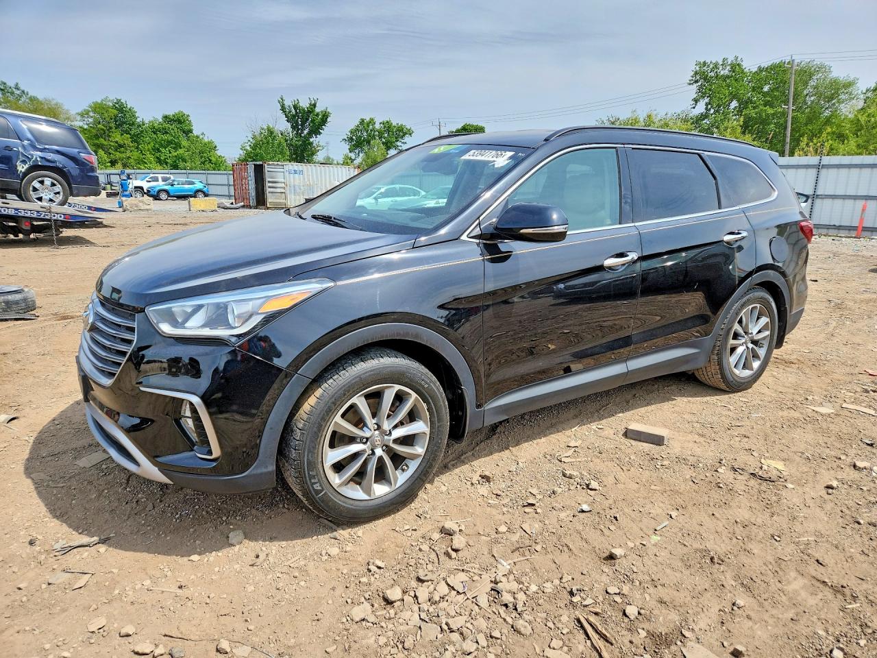 Salvage Hyundai SANTA FE Image