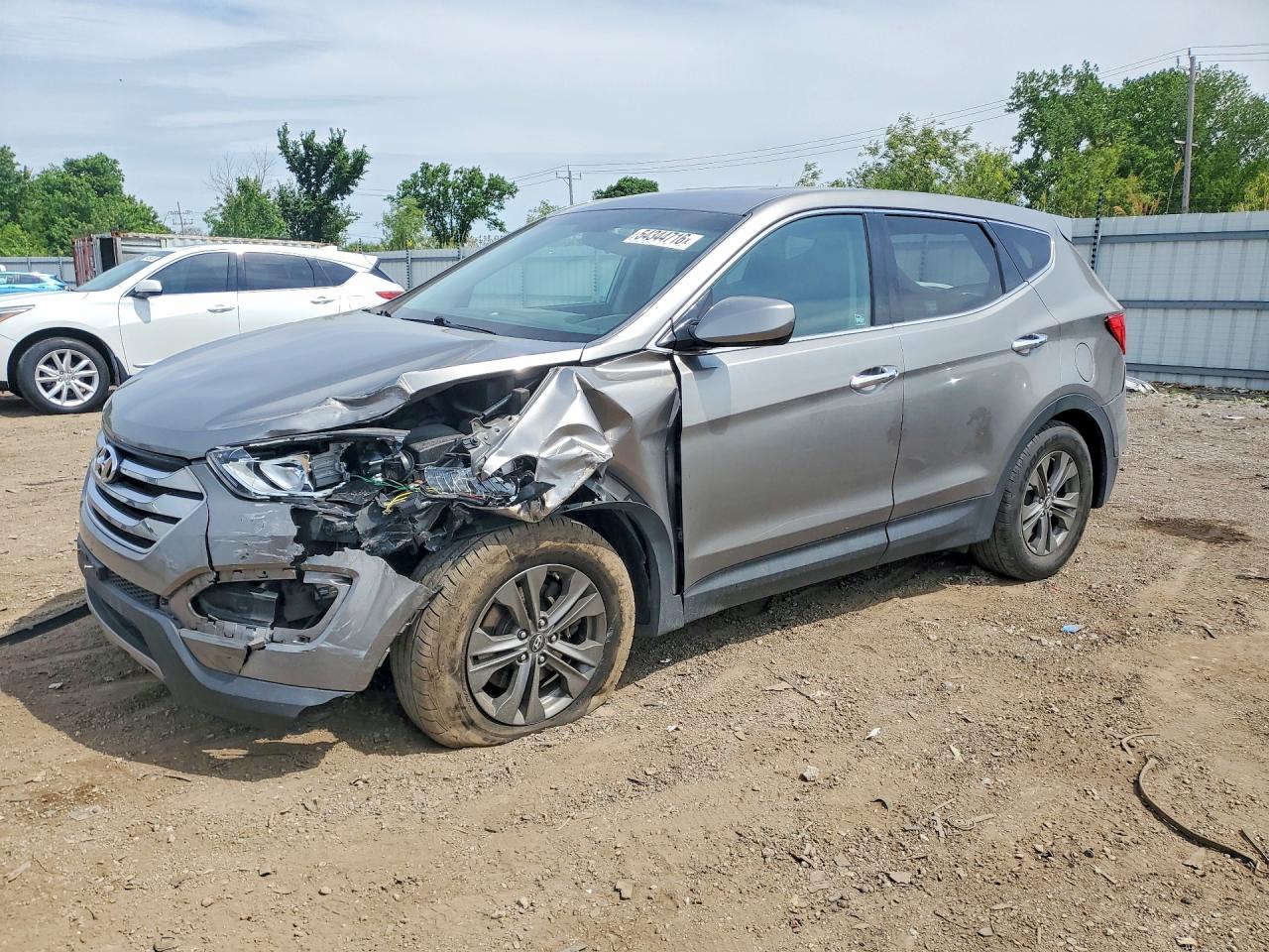 Salvage Hyundai SANTA FE Image