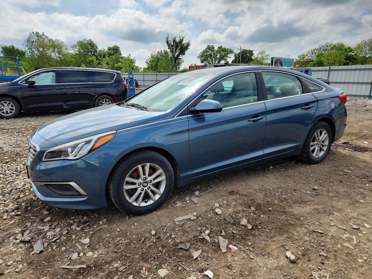 Salvage Hyundai SONATA Image