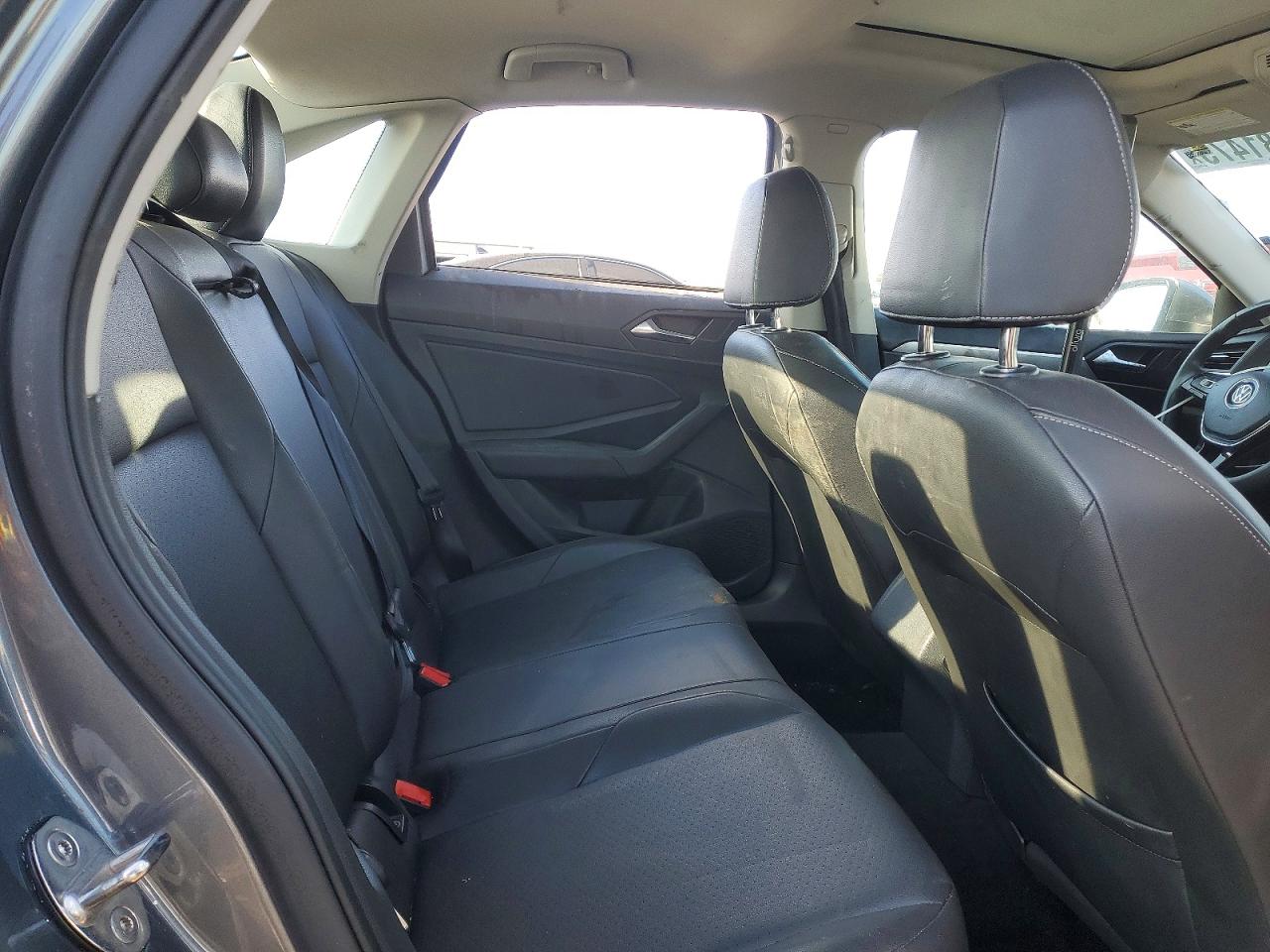 Volkswagen Jetta S