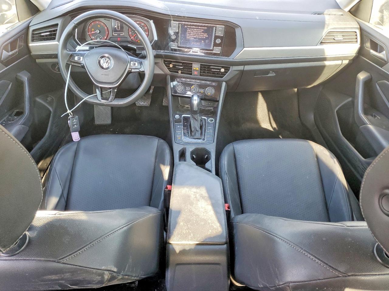 Volkswagen Jetta S