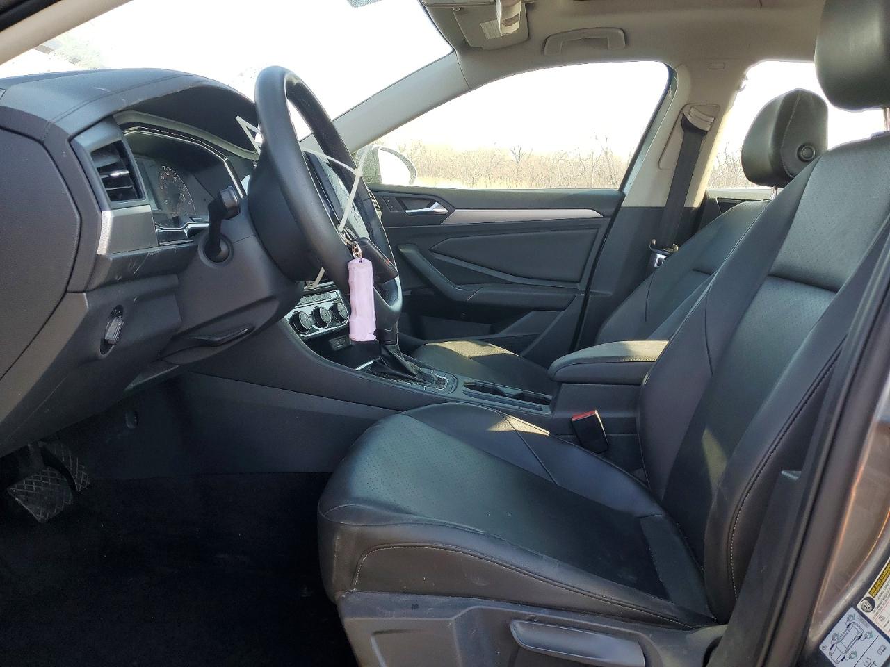 Volkswagen Jetta S