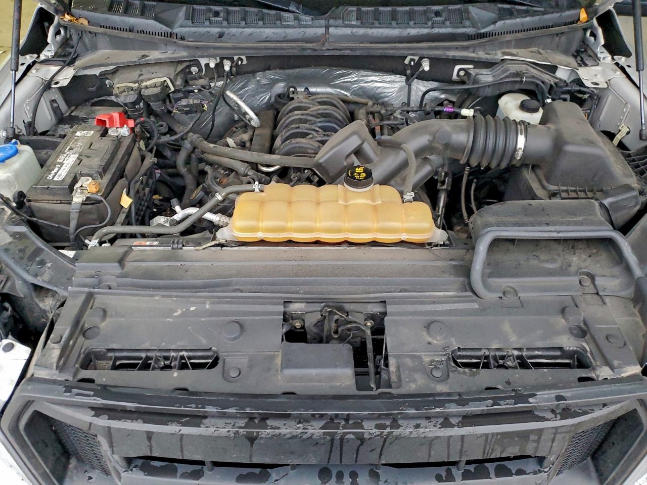 Ford F-150 Super Cab
