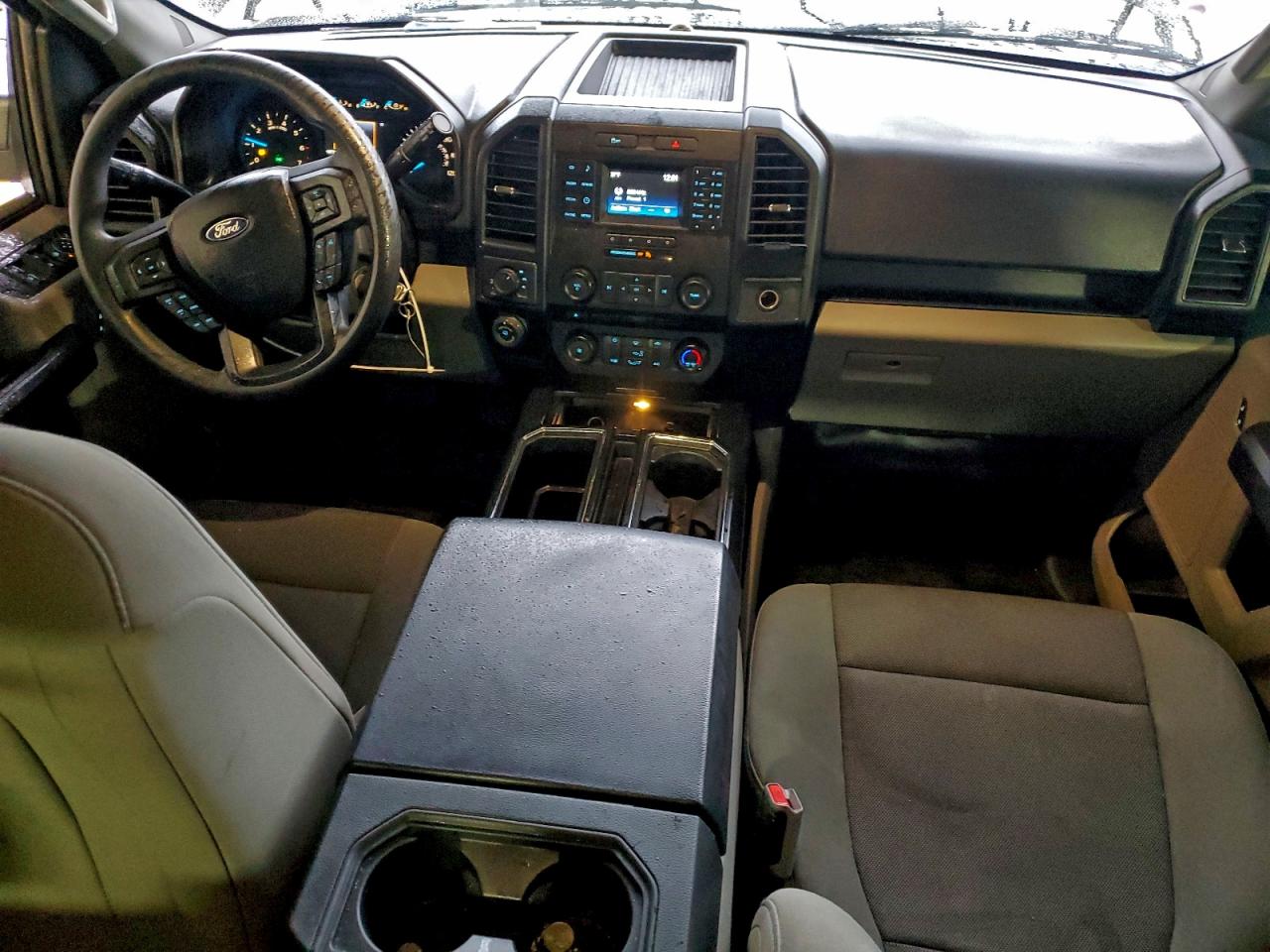 Ford F-150 Super Cab