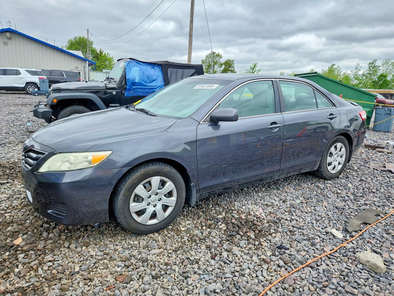 Salvage Toyota Camry Image