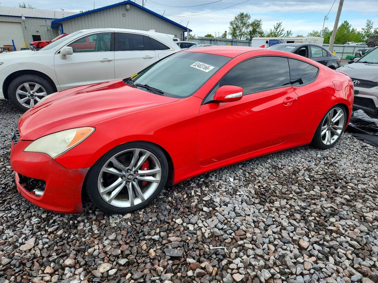 Salvage Hyundai Genesis Image