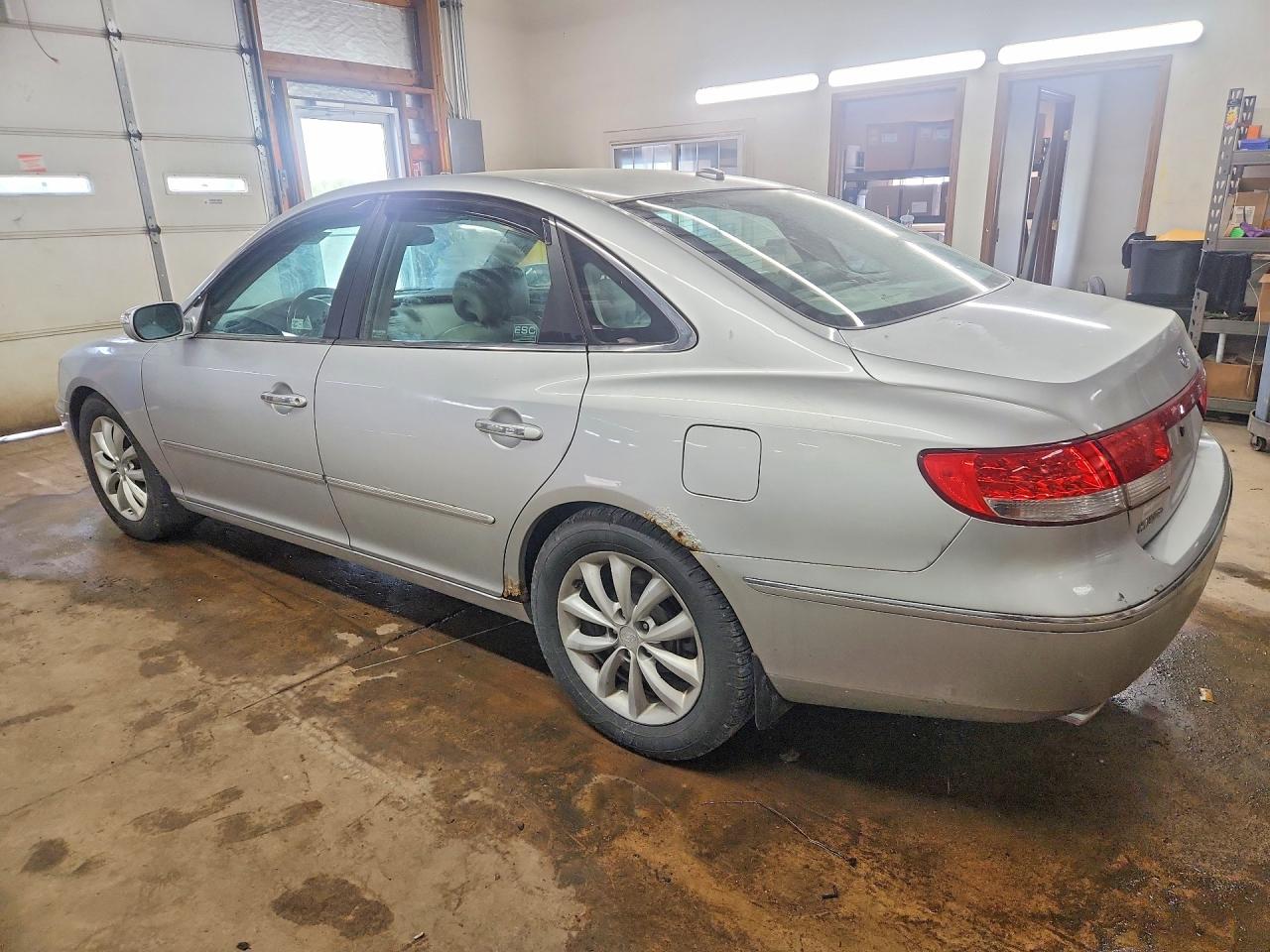 Hyundai Azera Se