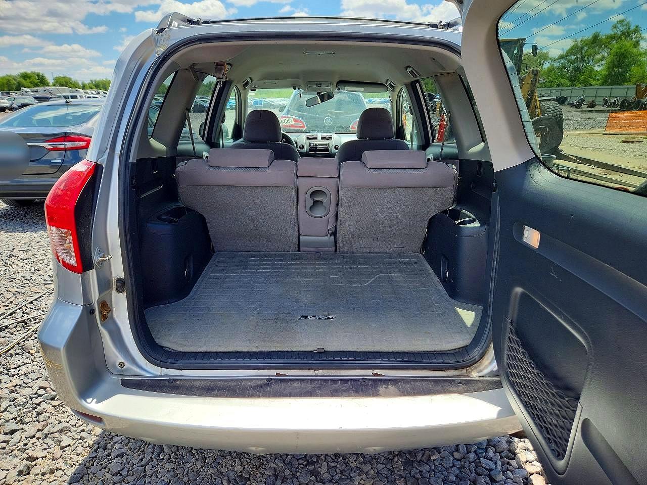 Toyota RAV4 Base