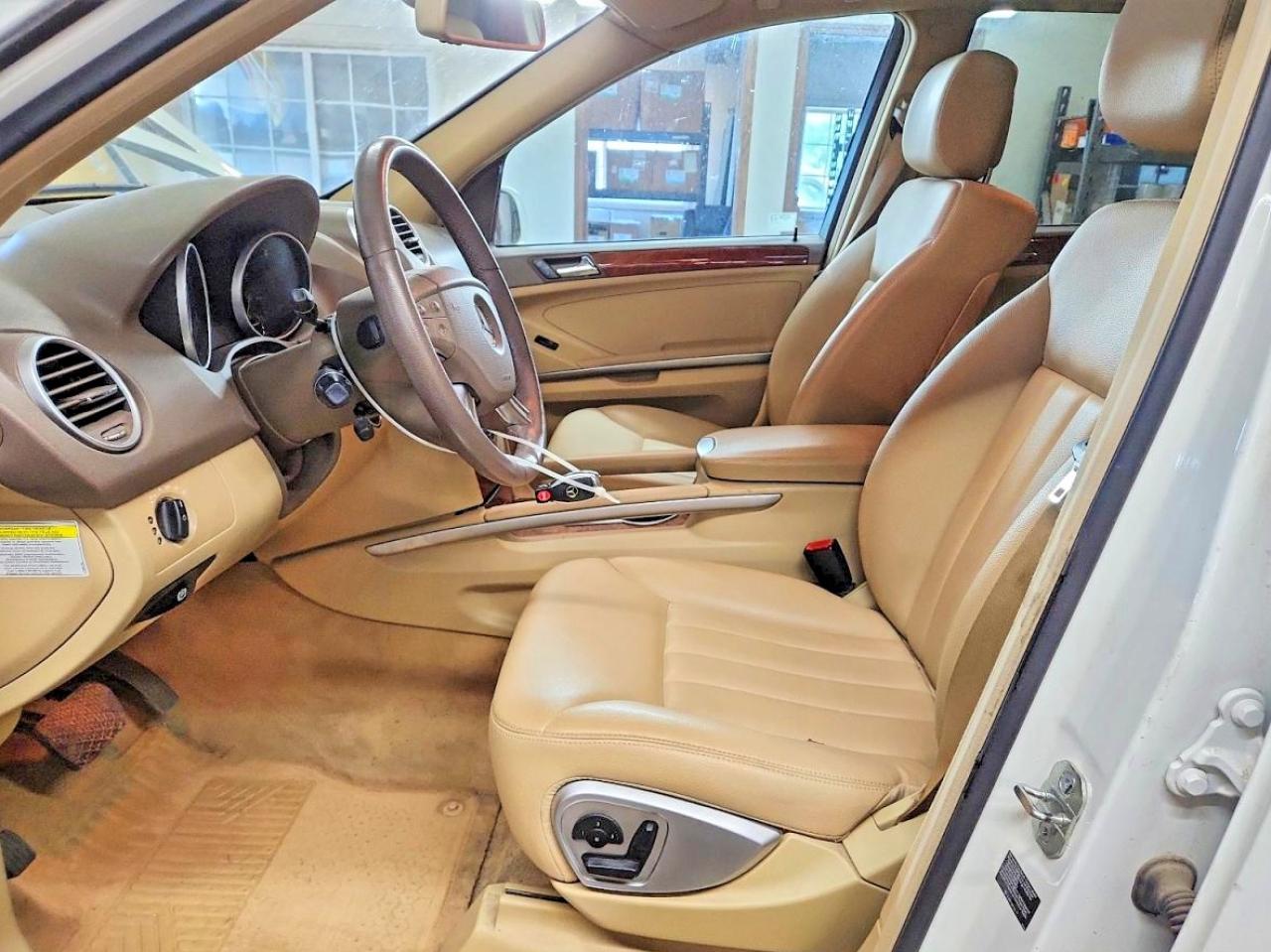 Mercedes-Benz M-Class 350