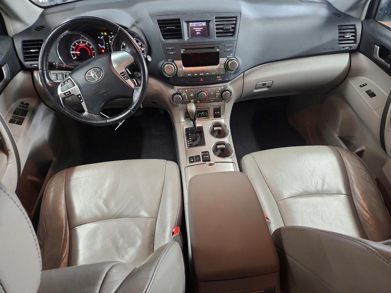 Toyota Highlander Se