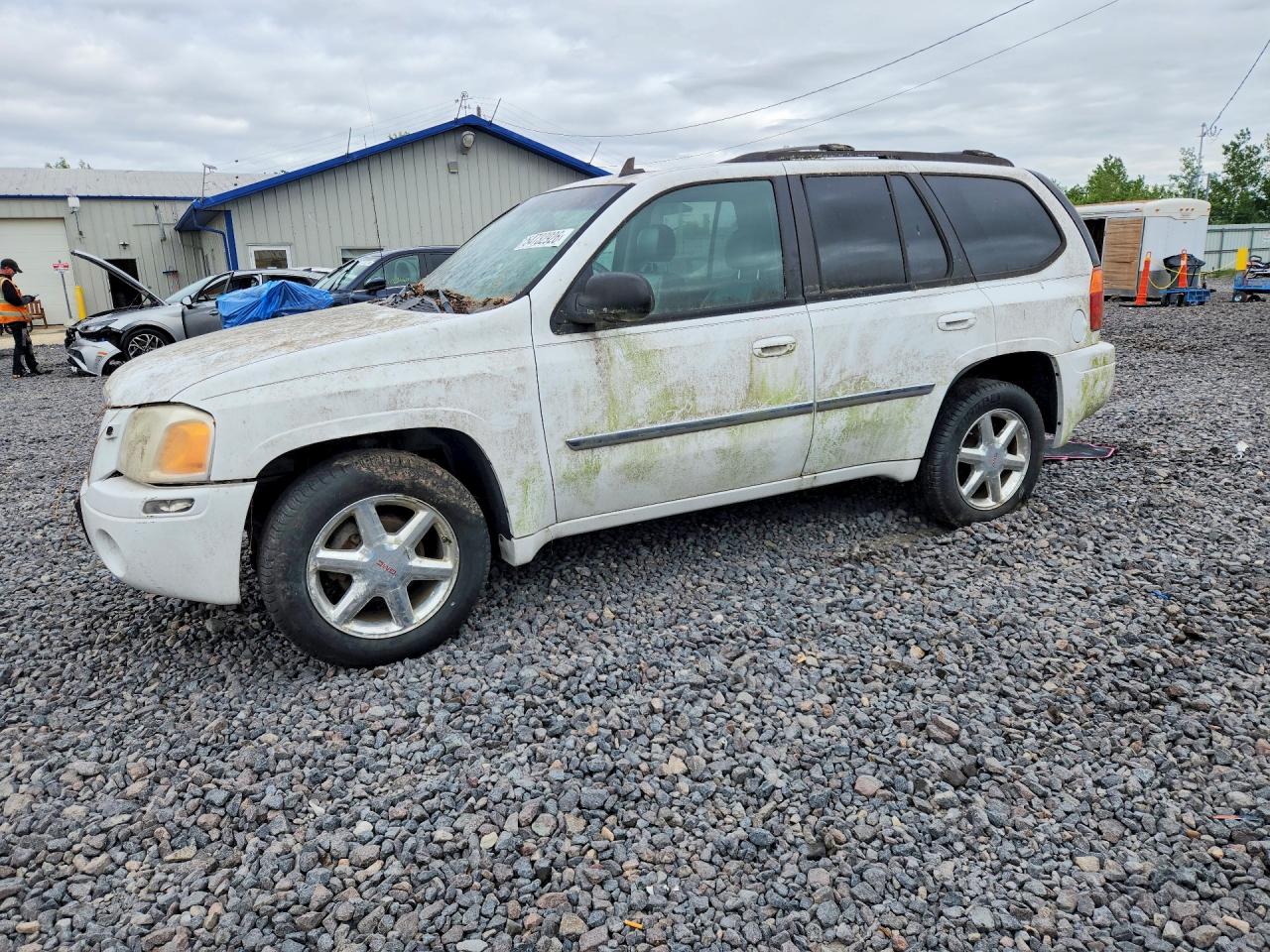 Salvage GMC Envoy Image