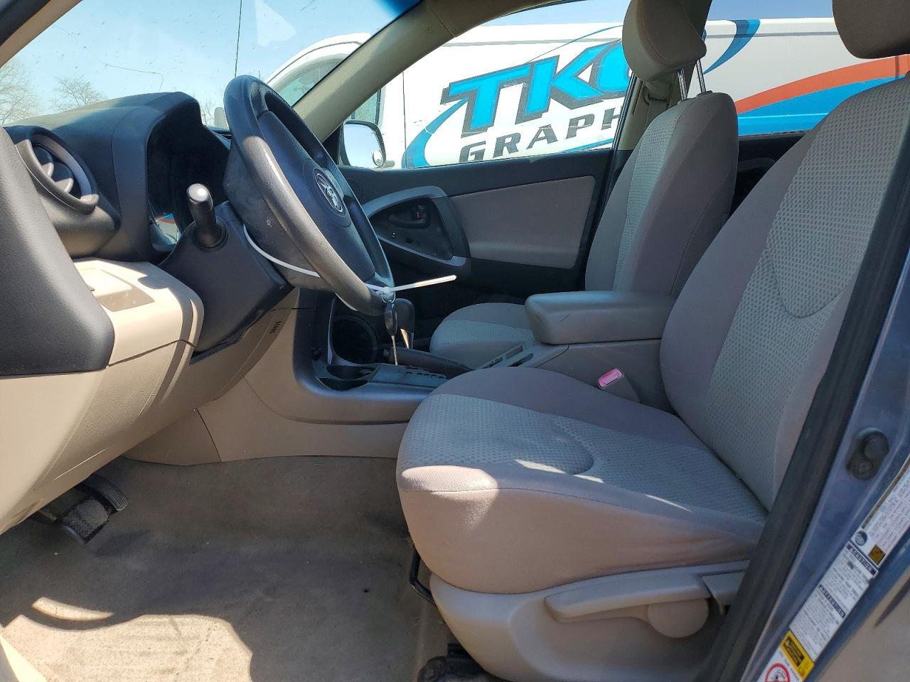 Toyota RAV4 Base