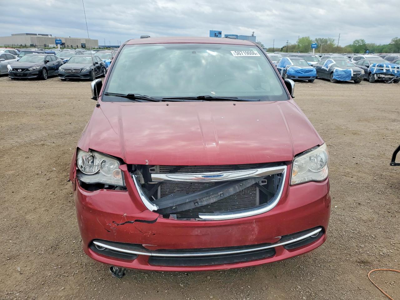 Chrysler Minivan Touring L