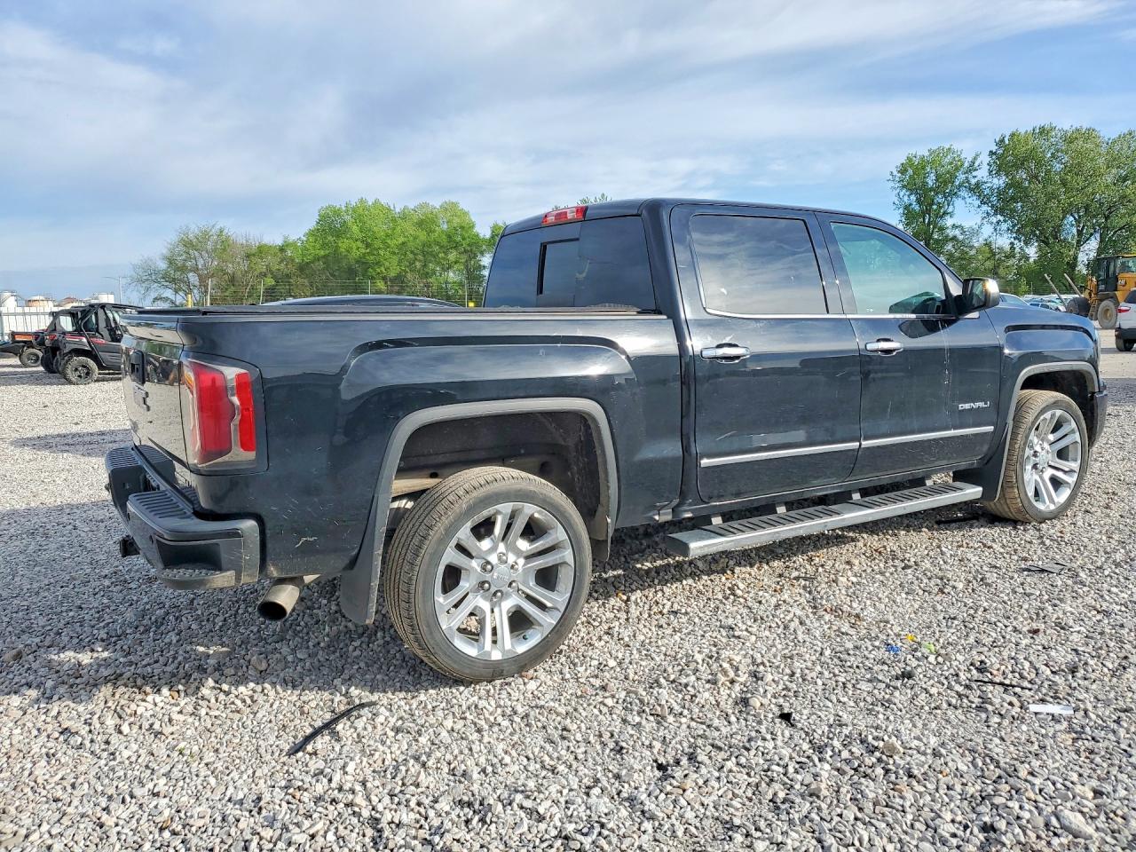 GMC Sierra K1500 Denali