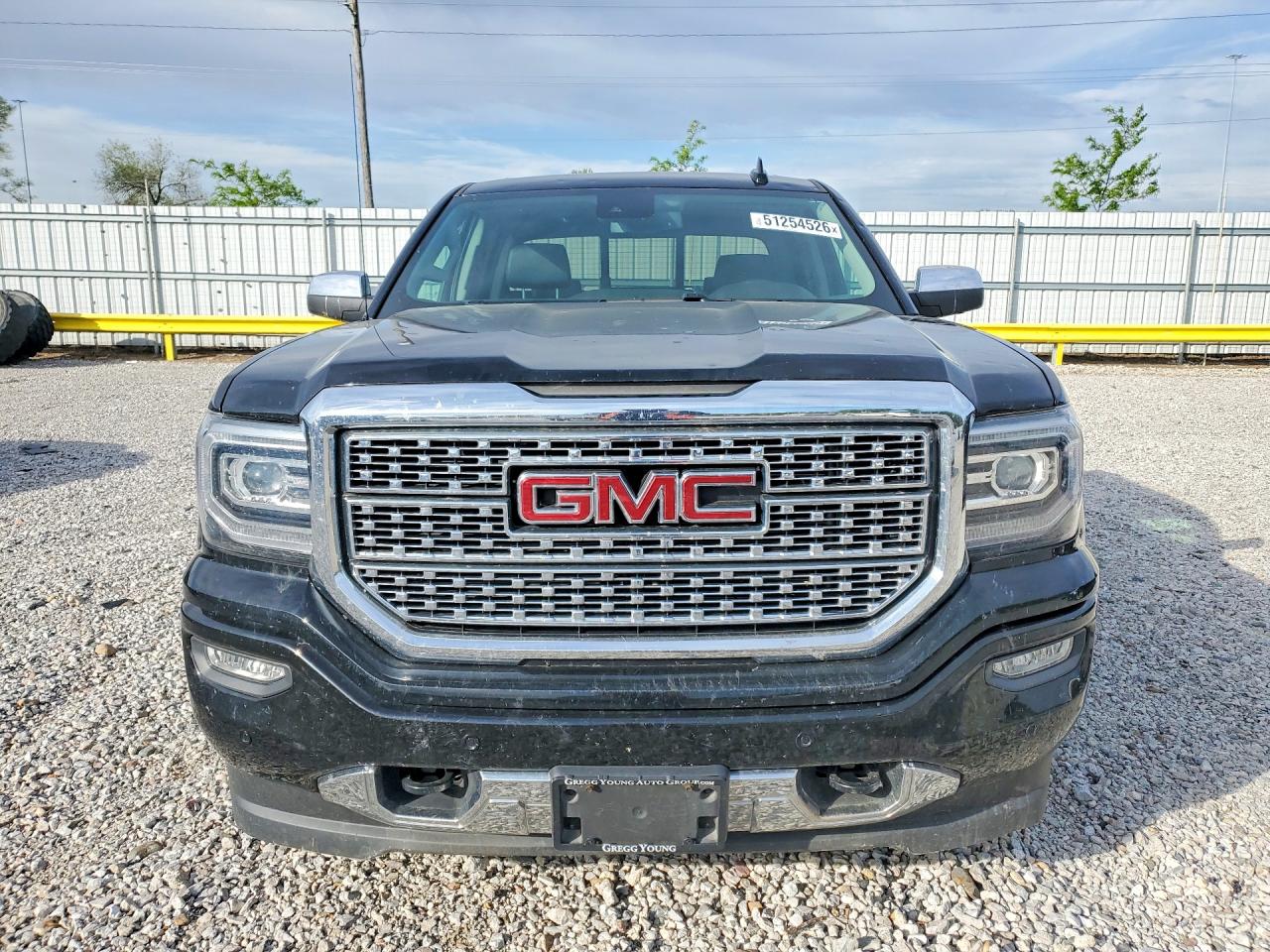 GMC Sierra K1500 Denali