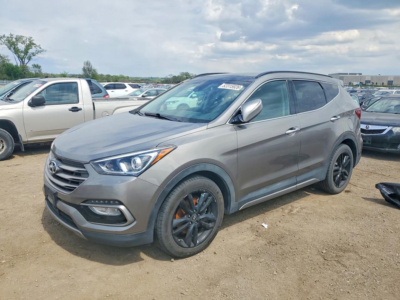 Salvage Hyundai SANTA FE Image