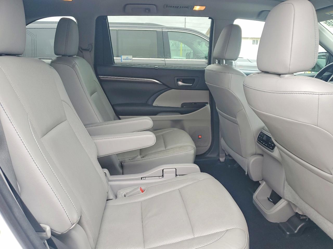 Toyota Highlander Limited