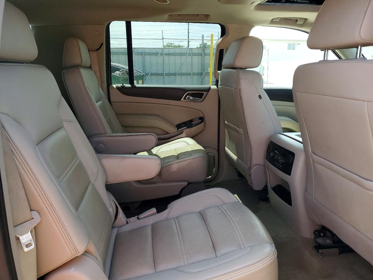 GMC Yukon Denali