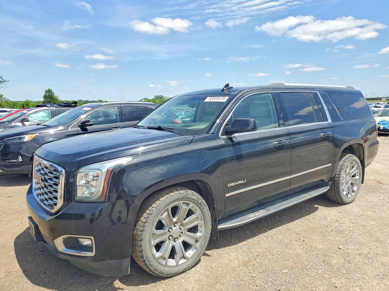 Salvage GMC Yukon Image