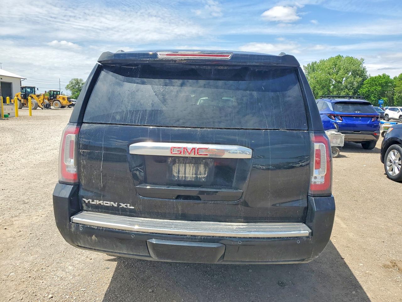 GMC Yukon Denali