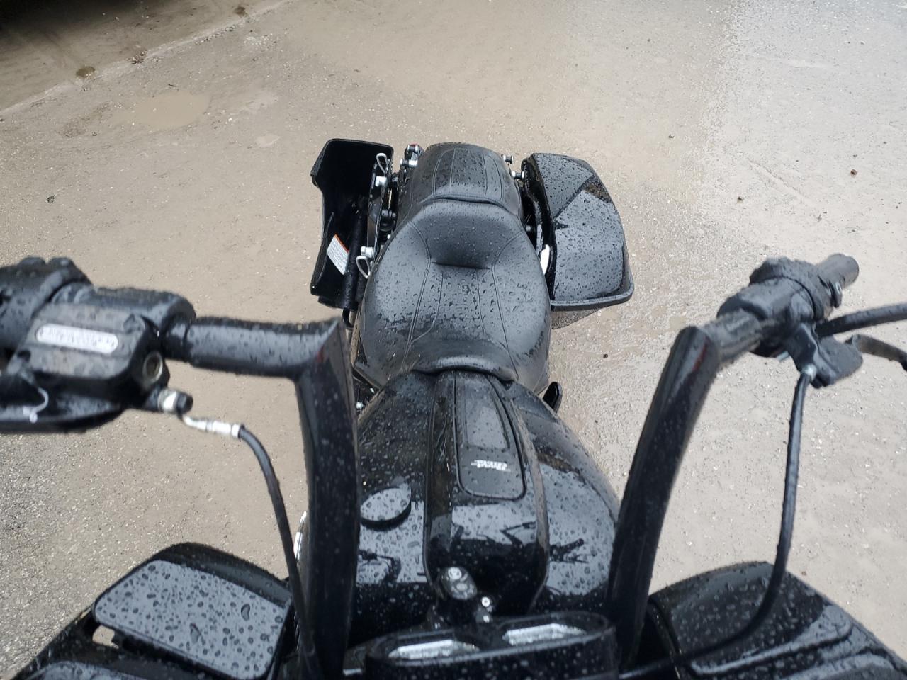 Harley-Davidson Fl