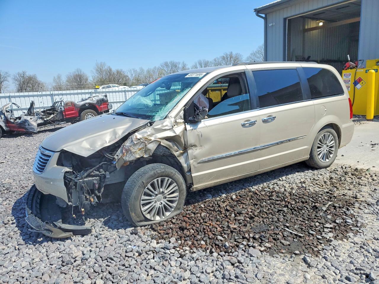 Salvage Chrysler Minivan Image