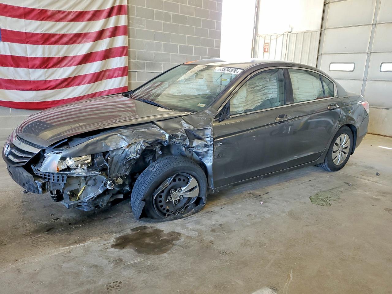 Salvage Honda Accord Image