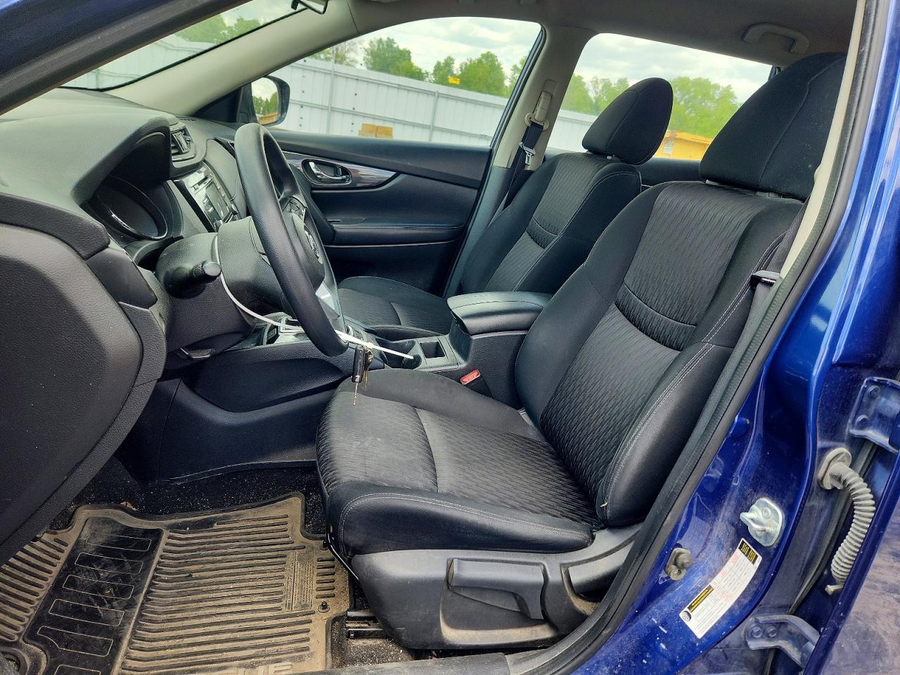 Nissan Rogue S