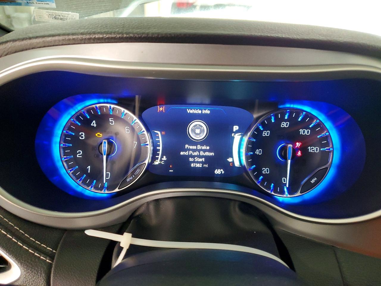 Chrysler Pacifica Touring L
