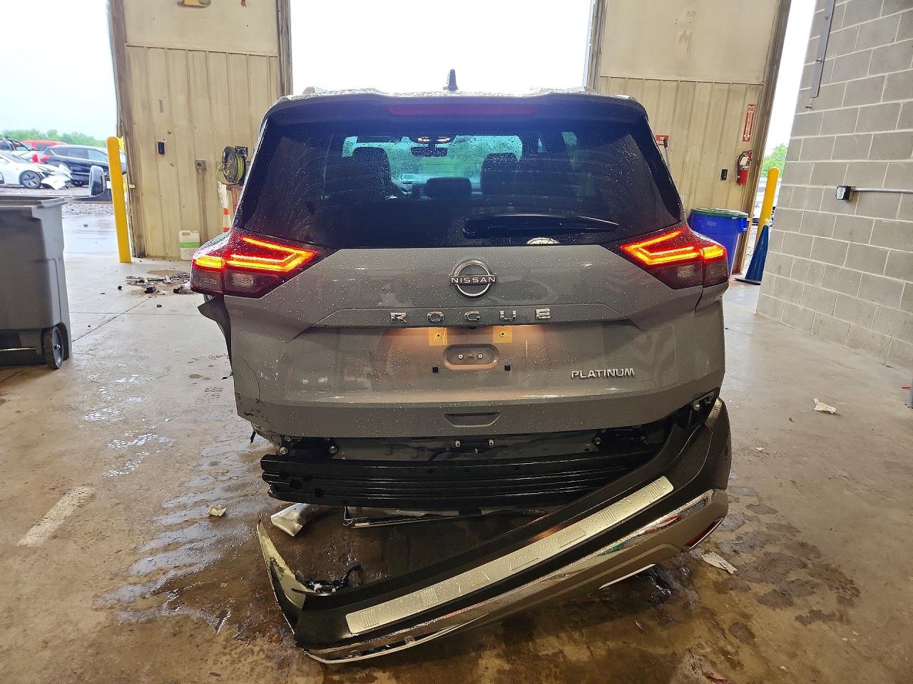 Nissan Rogue Platinum