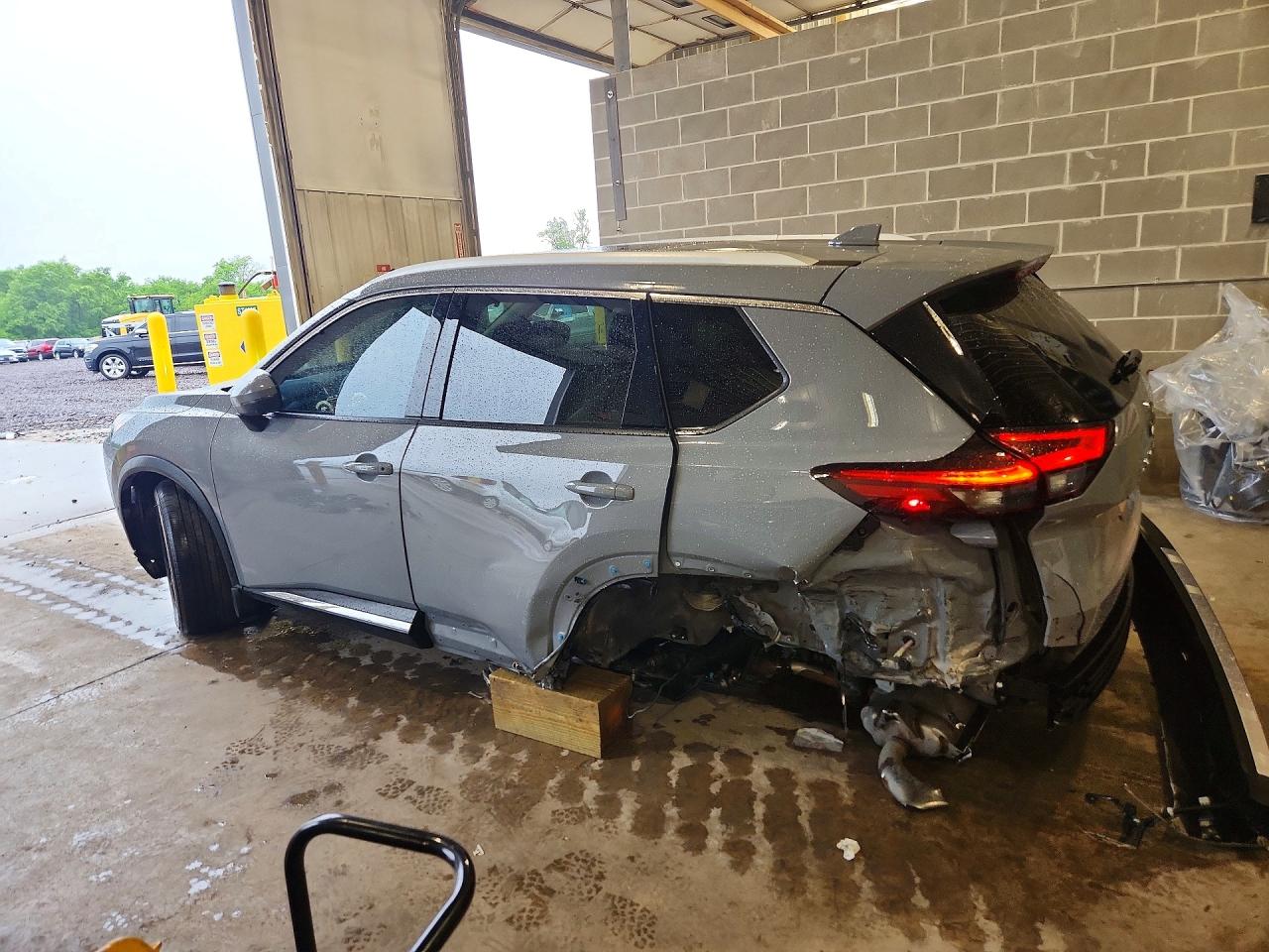 Nissan Rogue Platinum