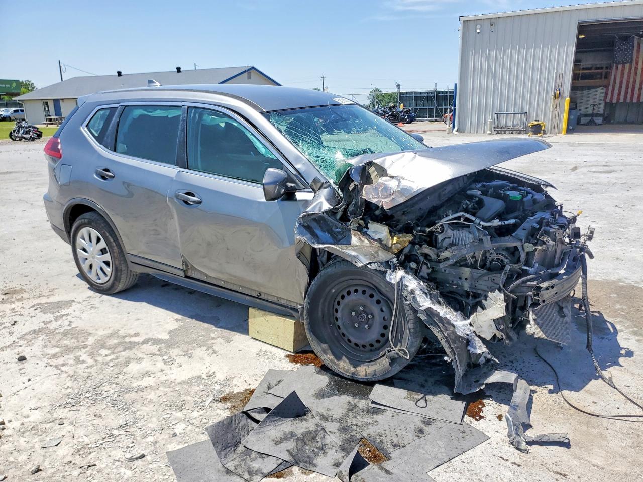 Nissan Rogue S