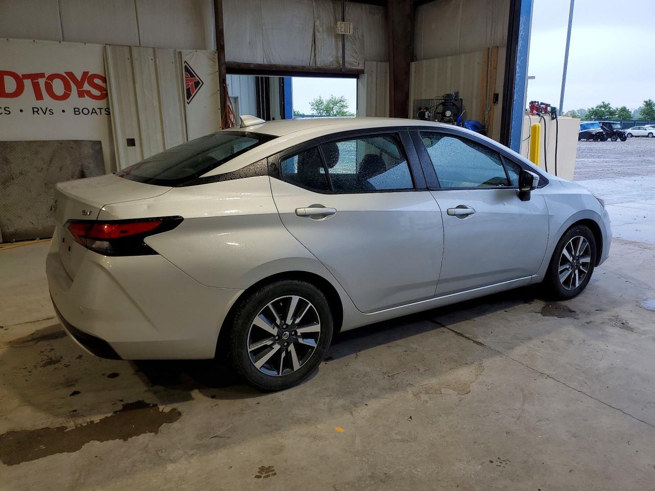 Nissan Versa Sv