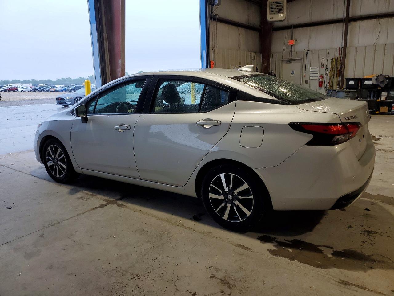Nissan Versa Sv