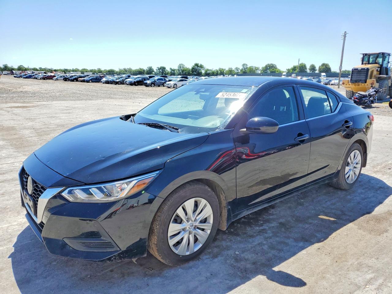 Salvage Nissan Sentra Image