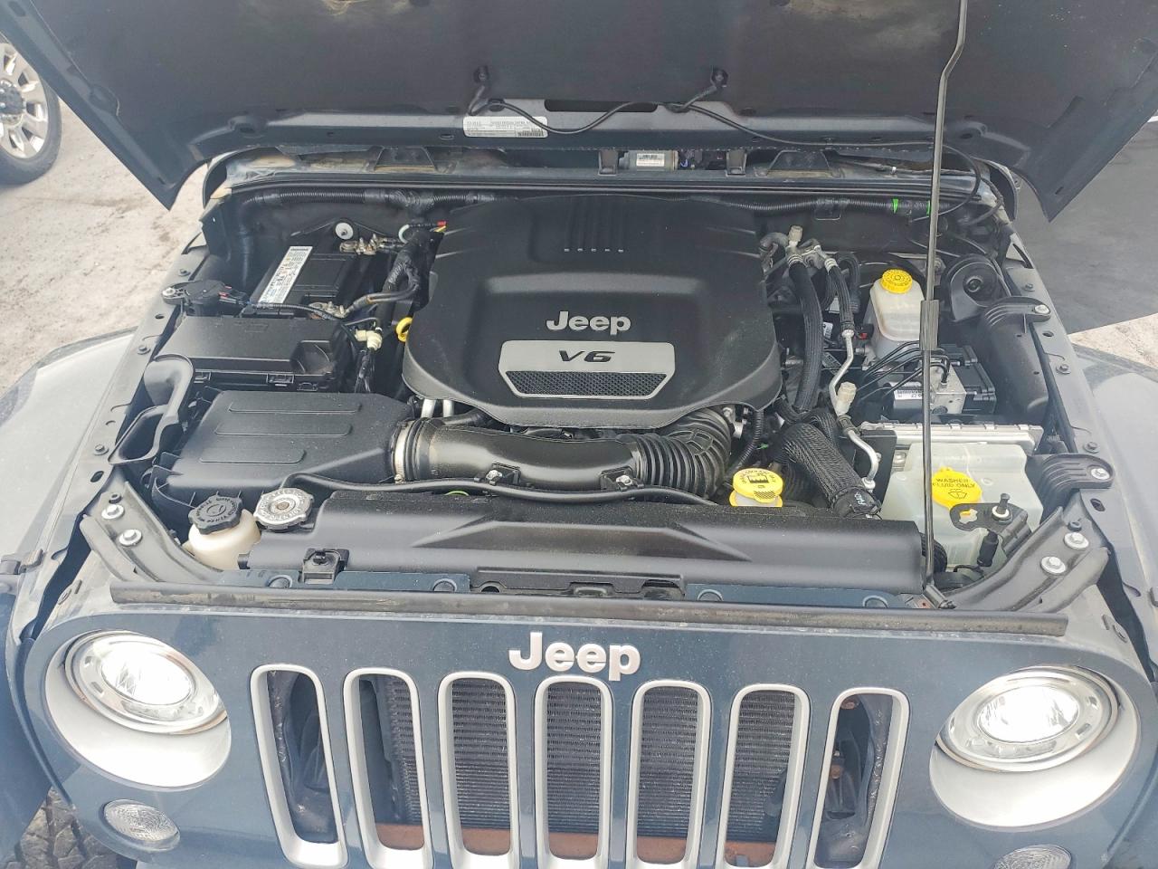 Jeep Wrangler Sahara