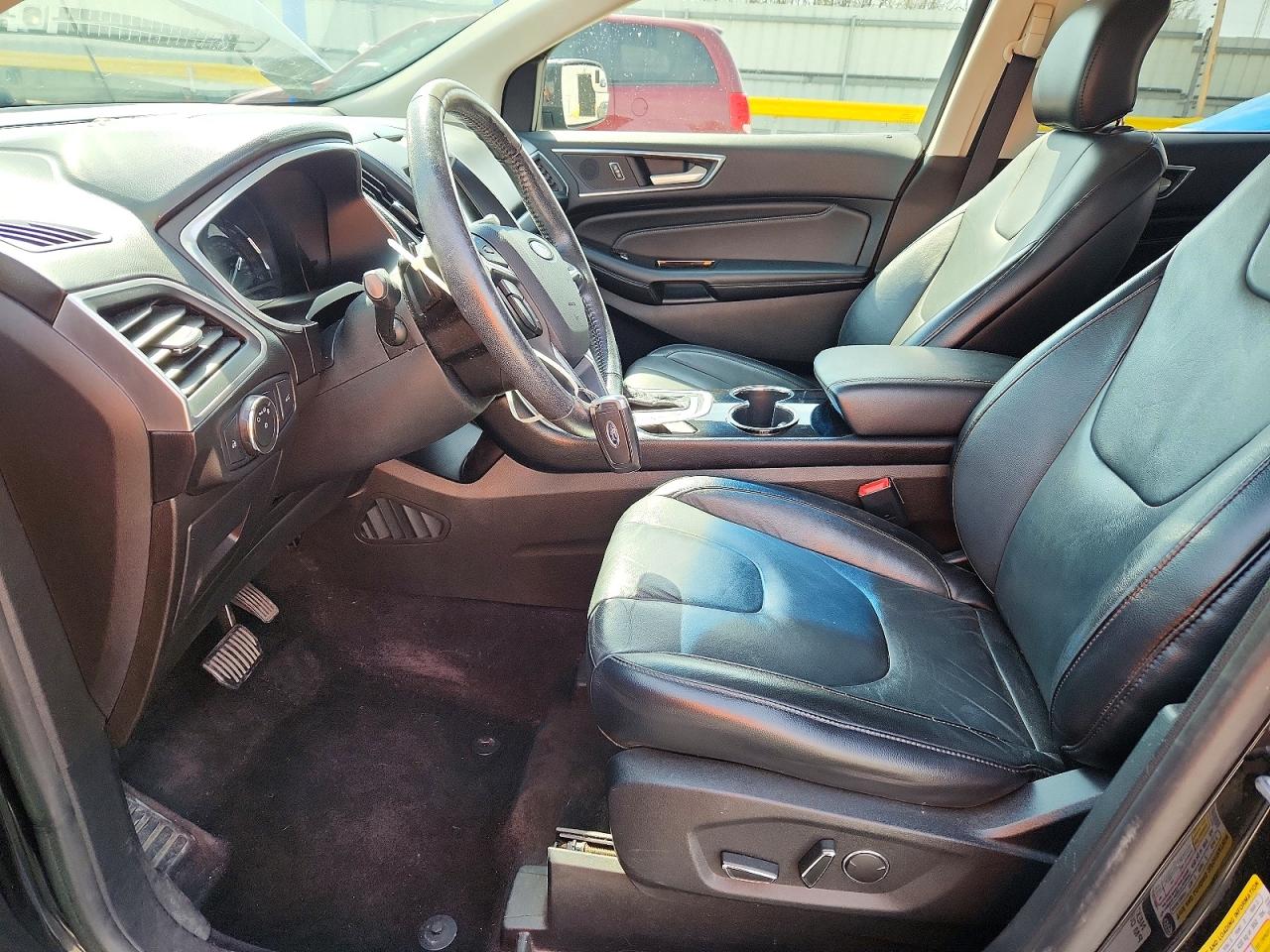 Ford Edge Titanium