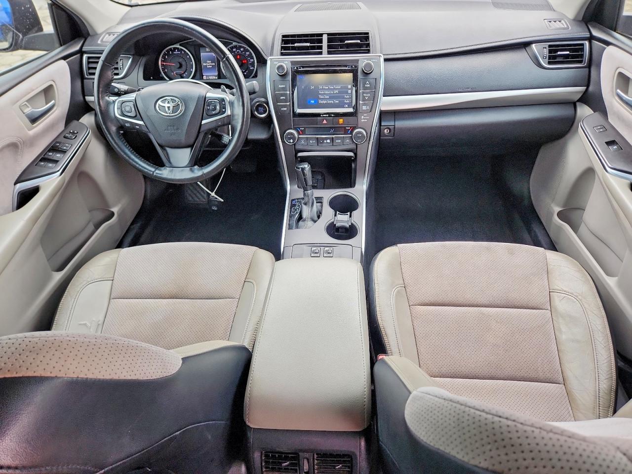 Toyota Camry Xse