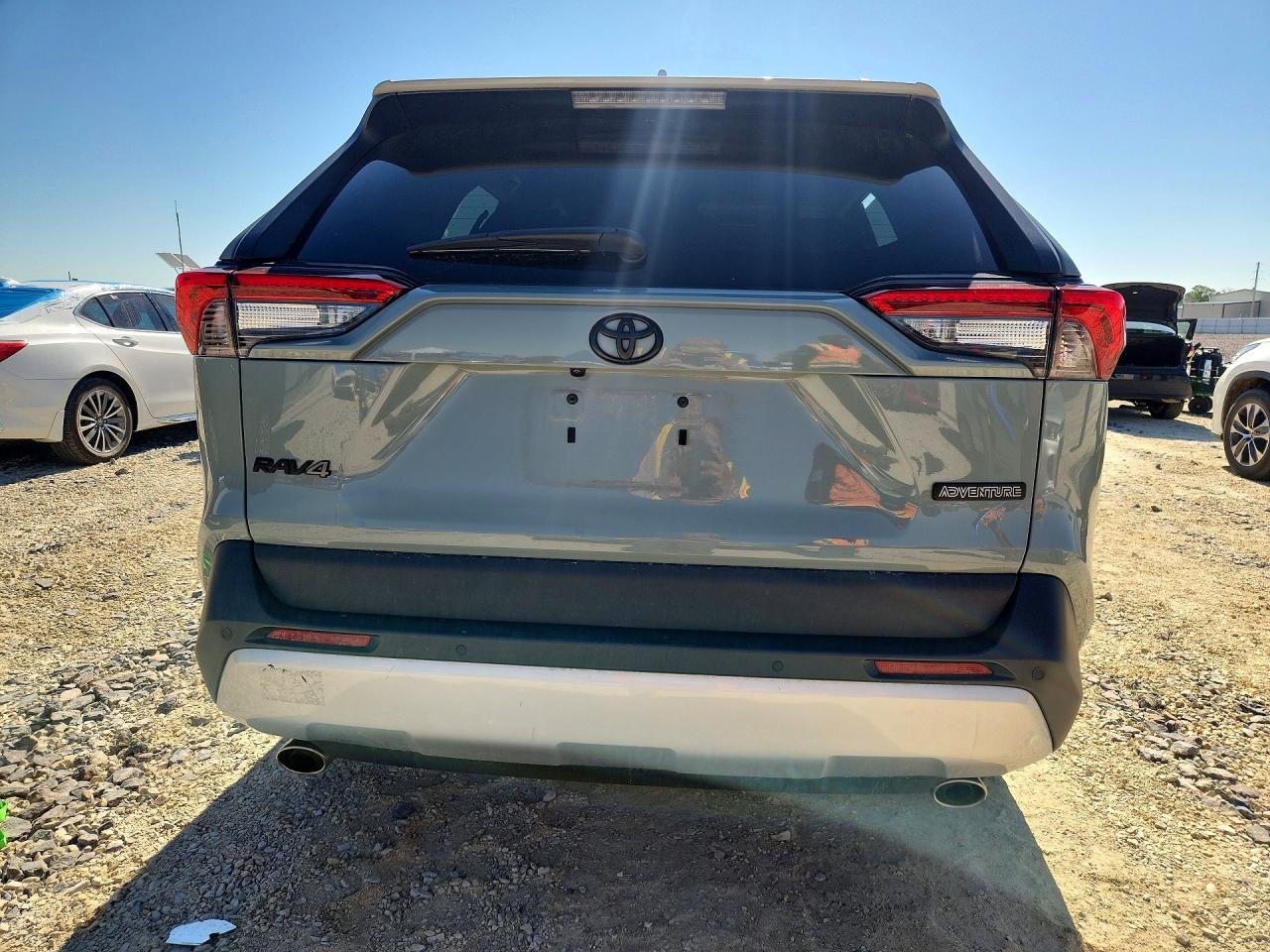 Toyota RAV4 Adventure
