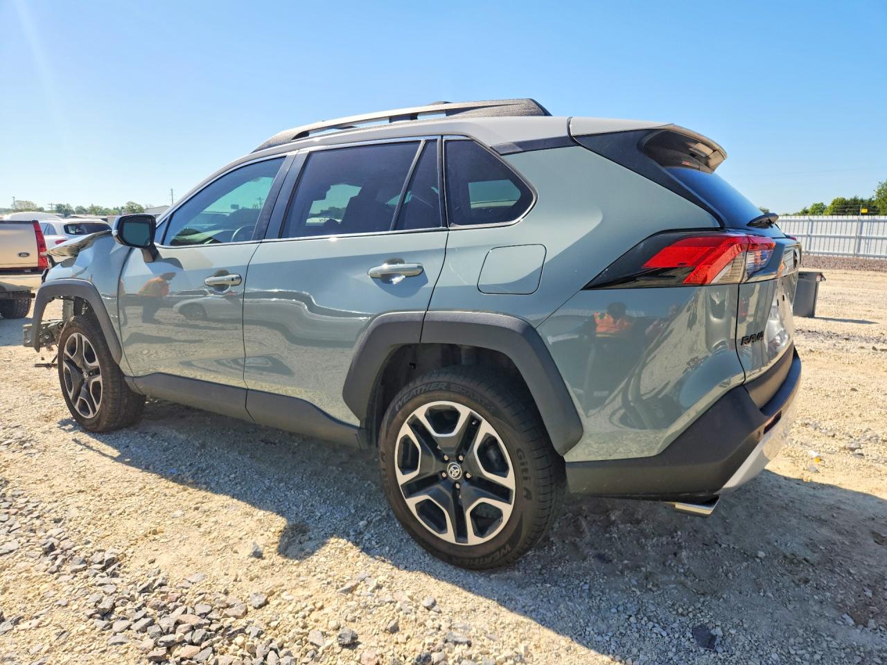 Toyota RAV4 Adventure