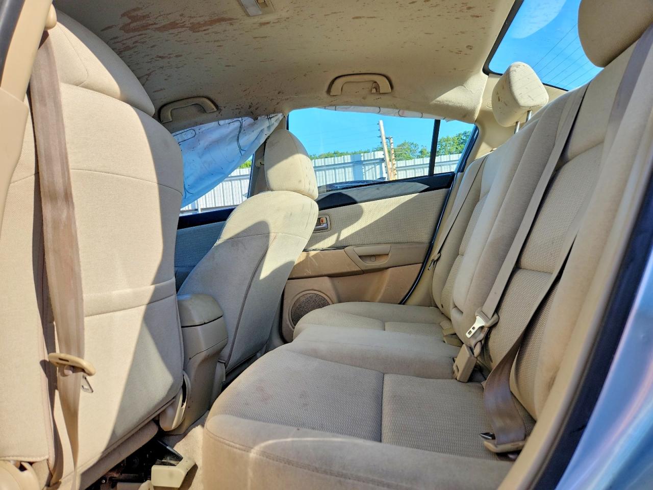 Mazda 3 I