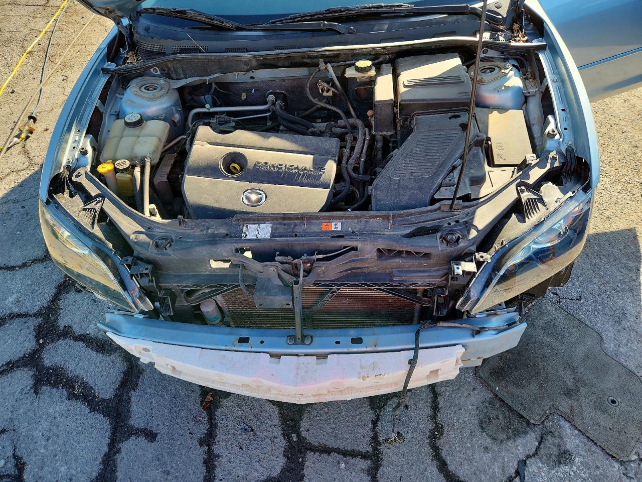 Mazda 3 I