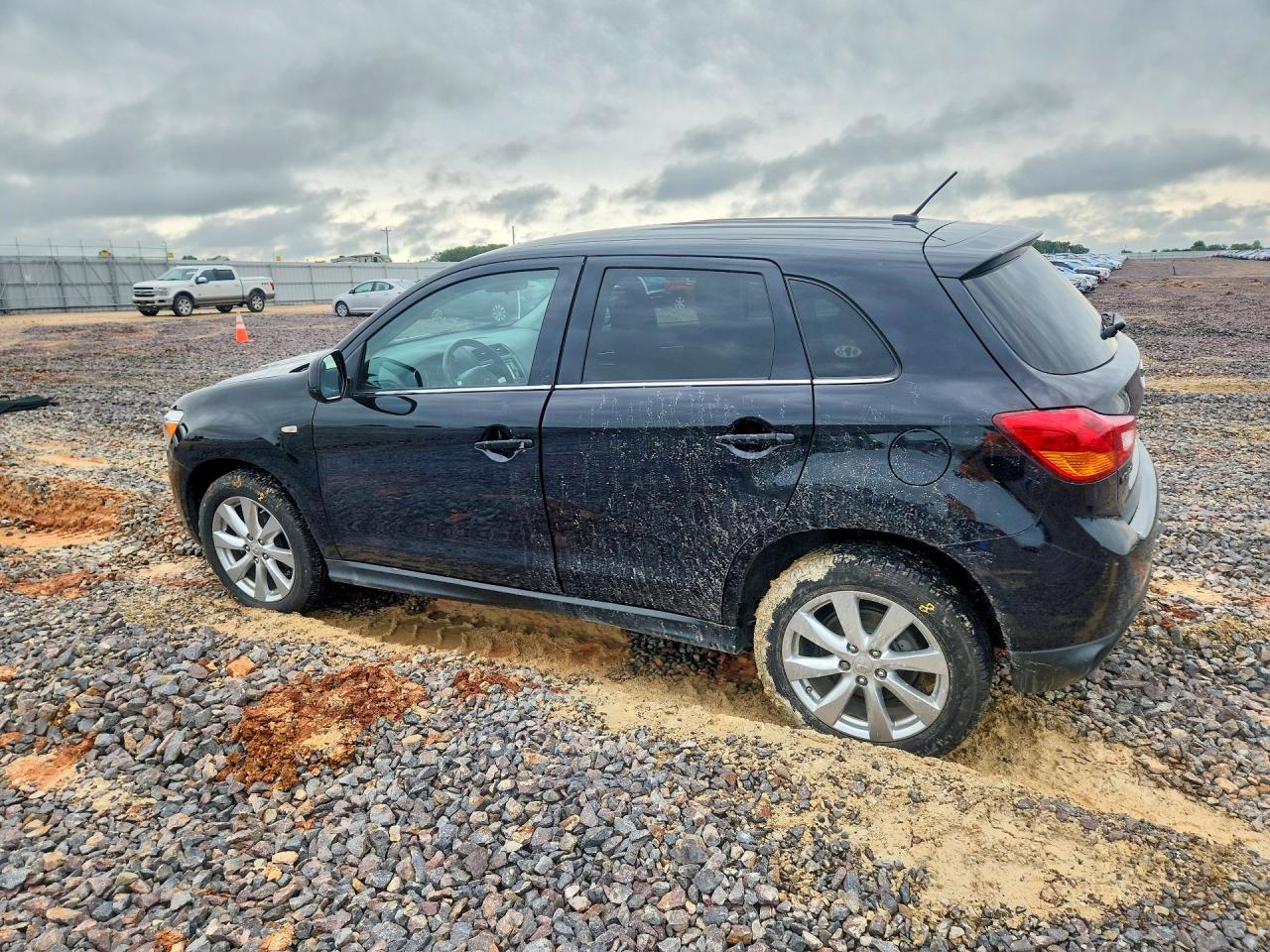 Mitsubishi Outlander Se