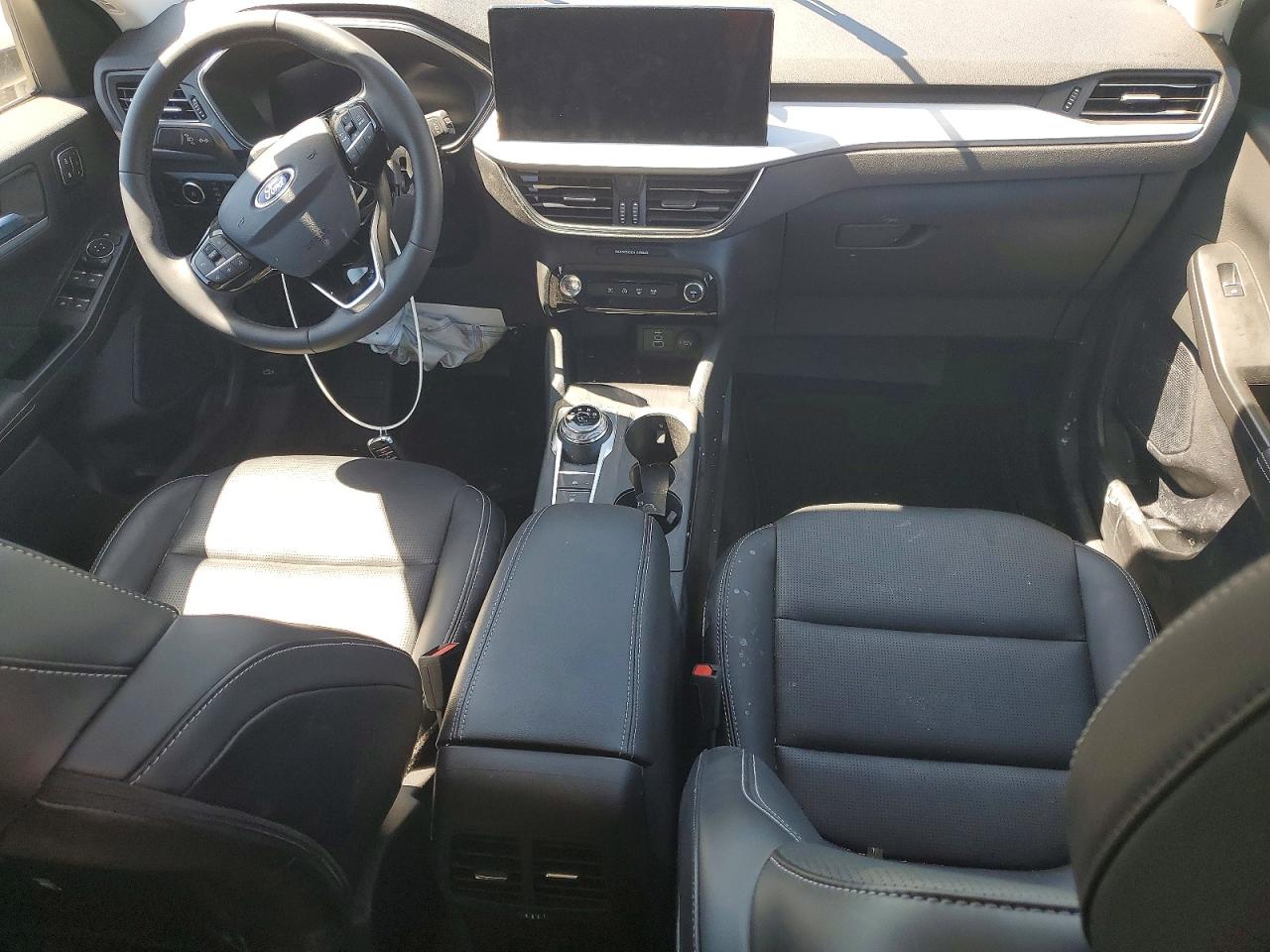 Ford Escape Platinum