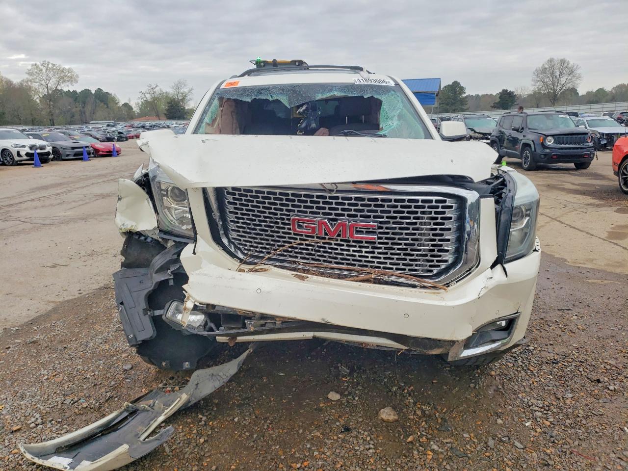 GMC Yukon Denali